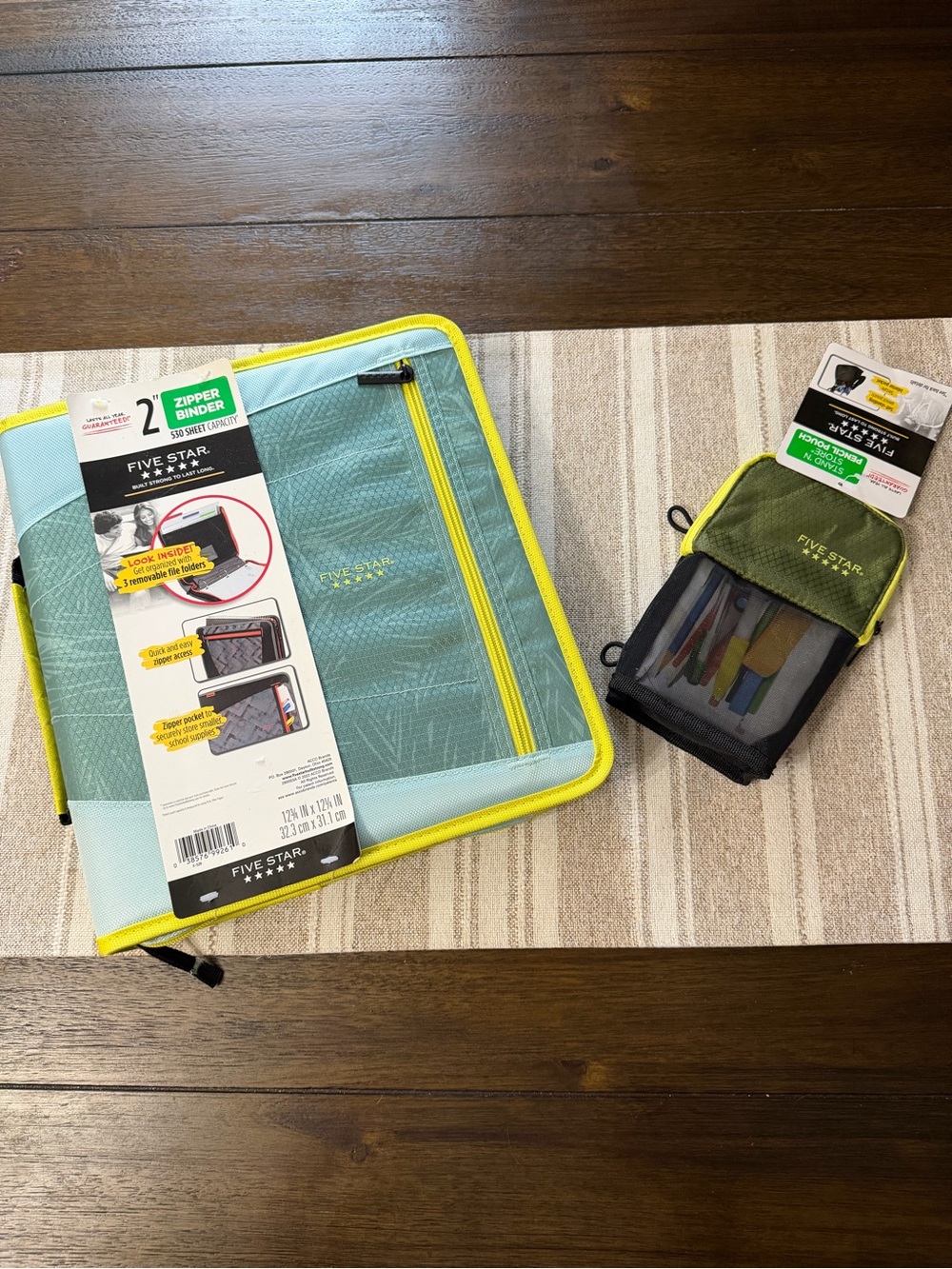 Five Star Tablet Zipper Binder and Accessory Pouch in Light Blue and Yellow